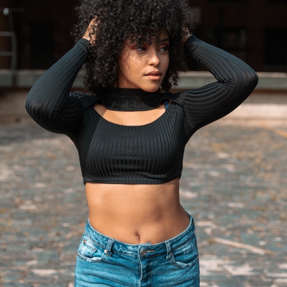 Cut it Out Top - Picture 4 of 9